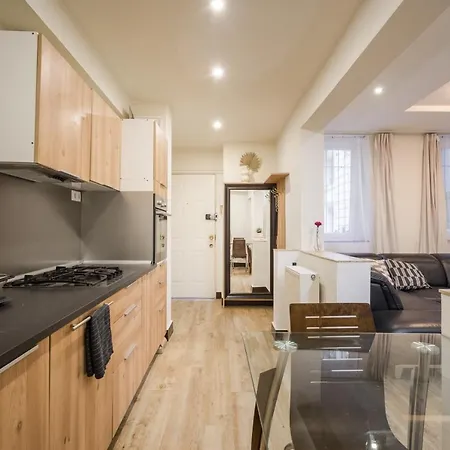 Dolly's Duplex With Free Netflix *