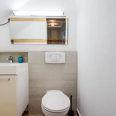 Dolly's Duplex With Free Netflix * Budapest